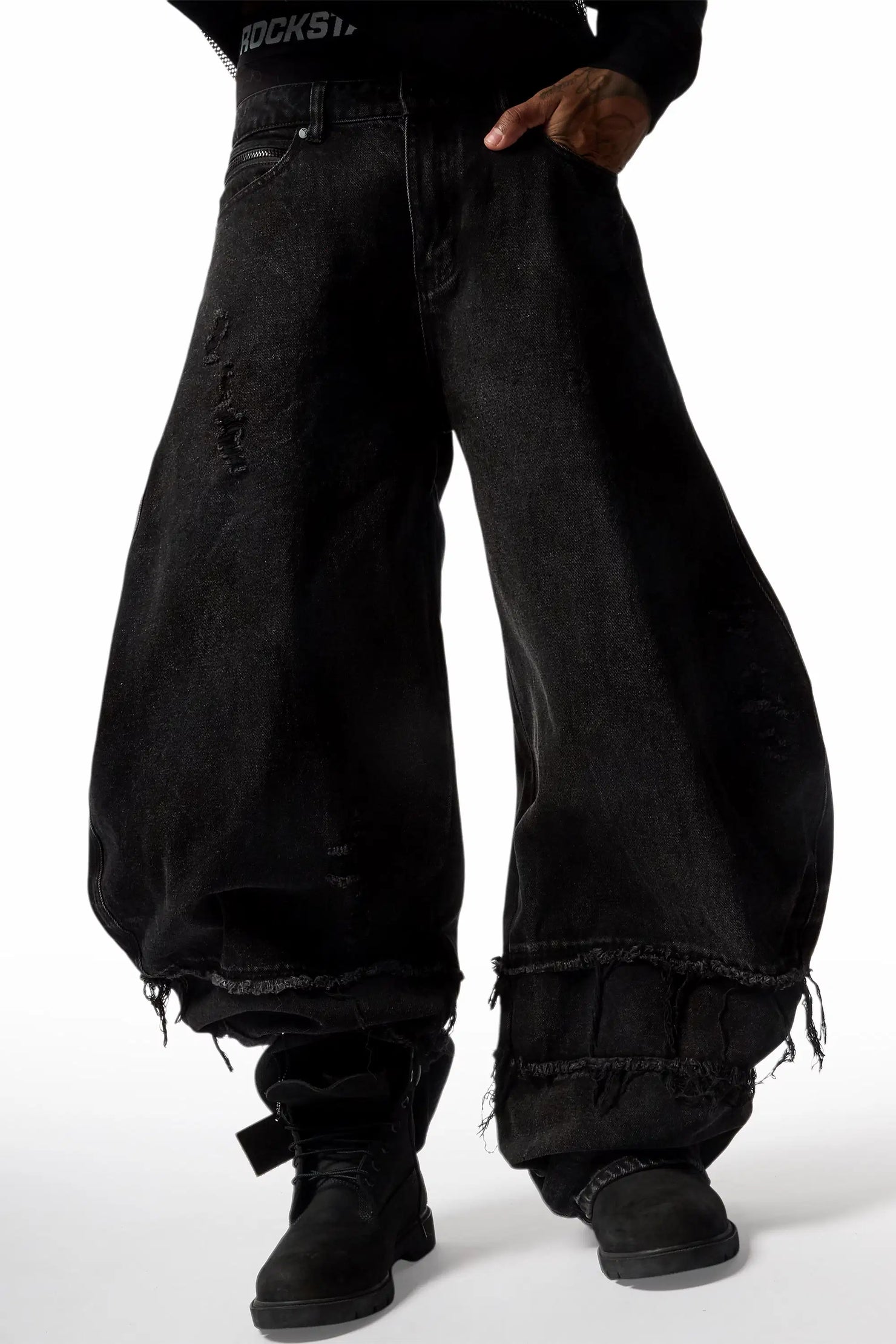 Novacane Black Barrel Fit Jean
