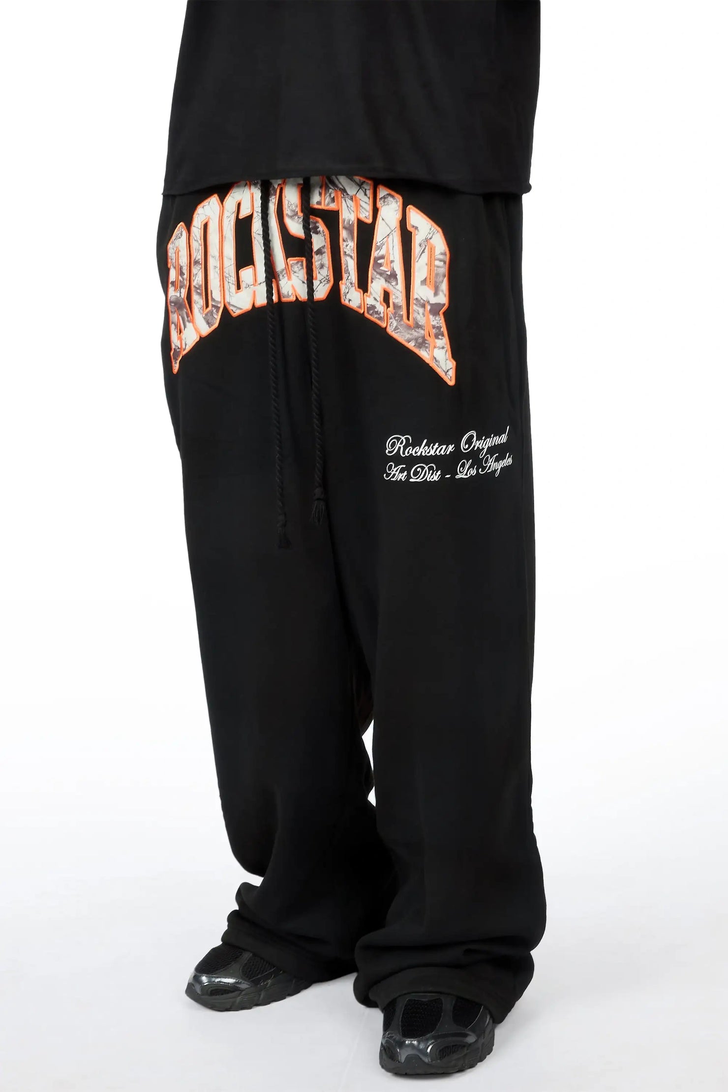 Alas Black T-Shirt/Baggy Track Set