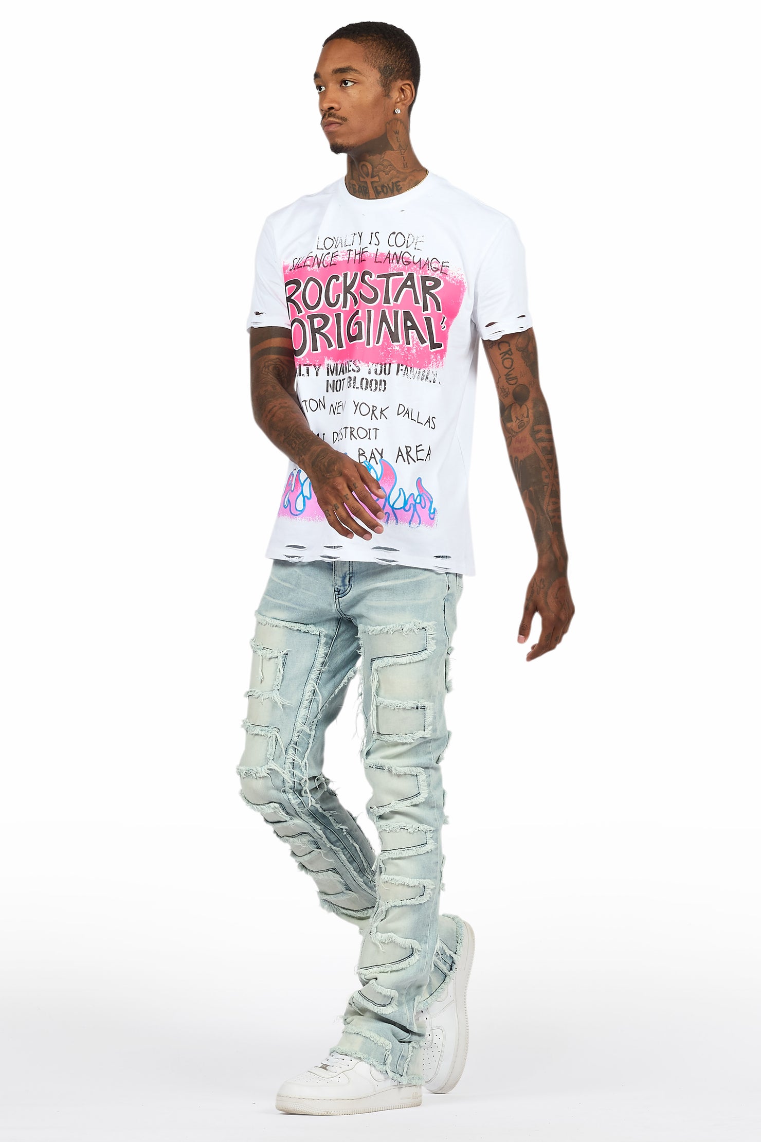 Beno White T-Shirt & Shake Blue Stacked Flare Jean Bundle