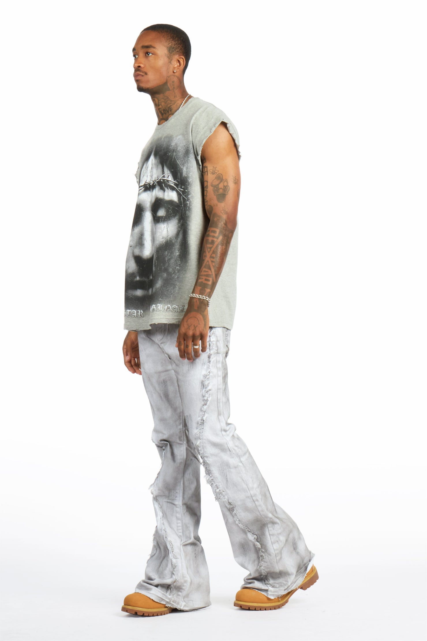 Vane Dirty White Stacked Super Flare Jean