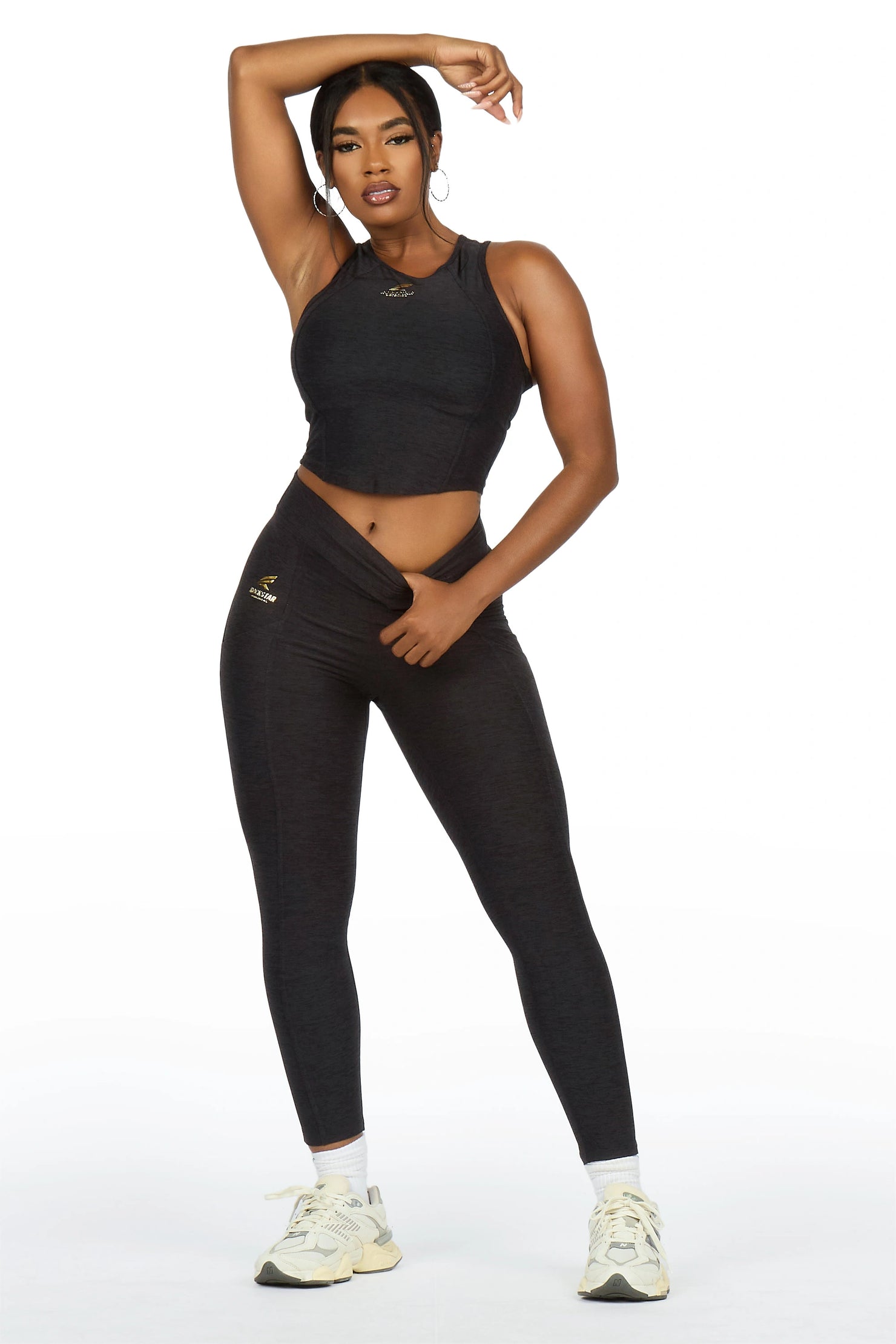 Laveta Black Tank Active Set