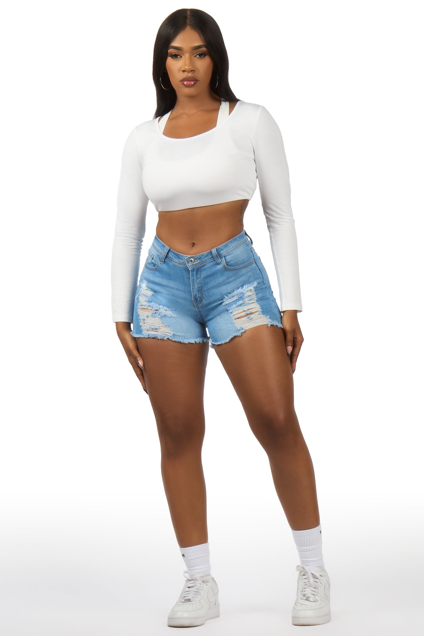 Jannete Light Wash Distressed Denim Short
