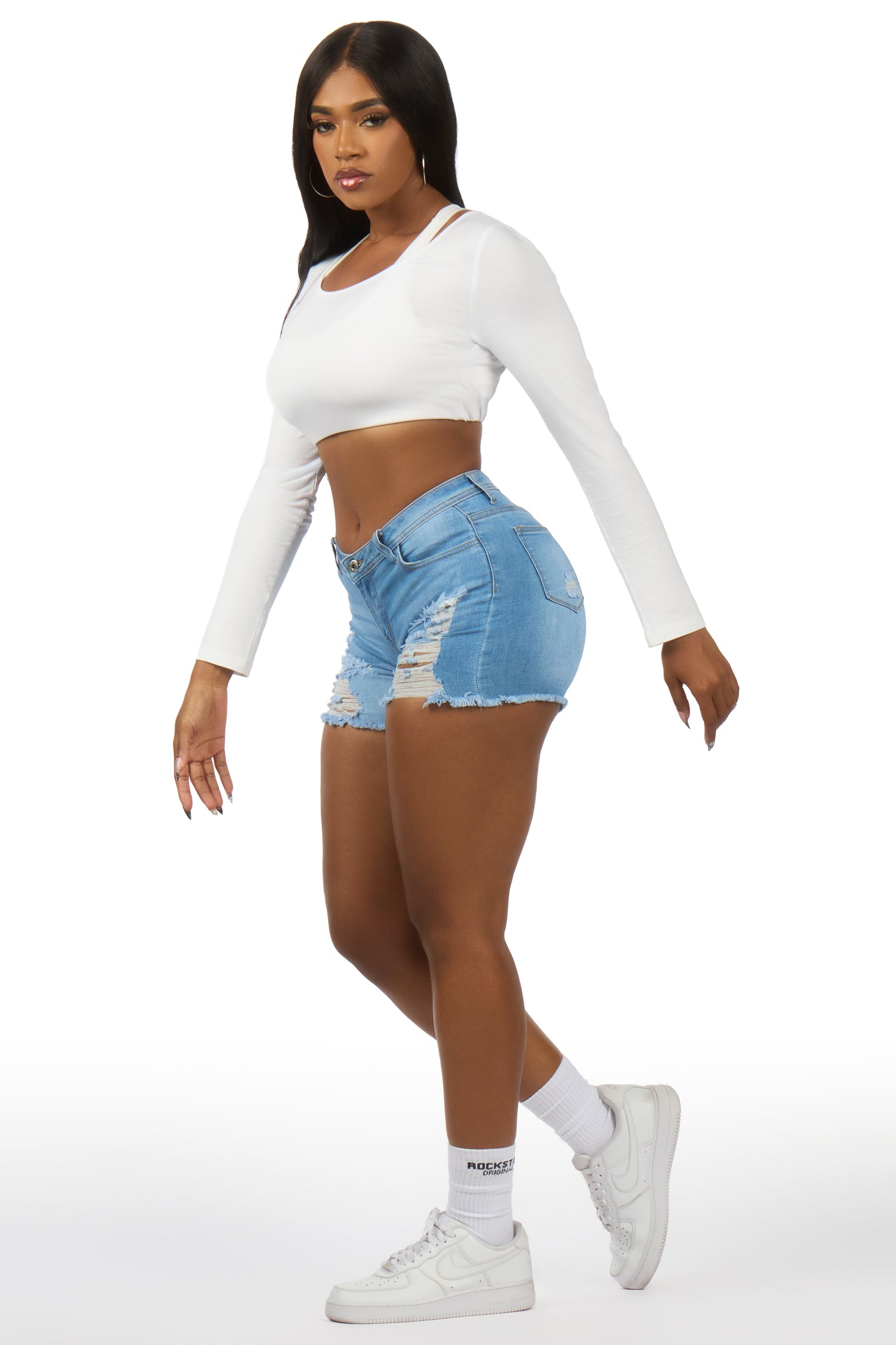 Jannete Light Wash Distressed Denim Short