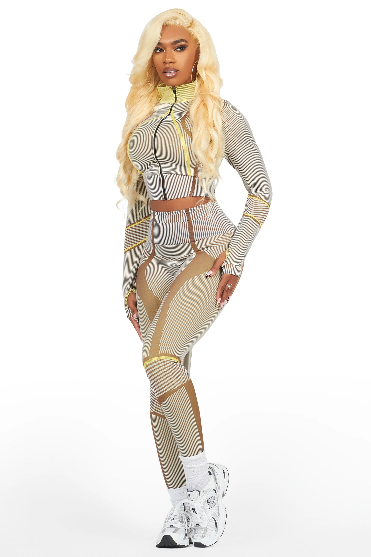 Derriana Mocha Active Set