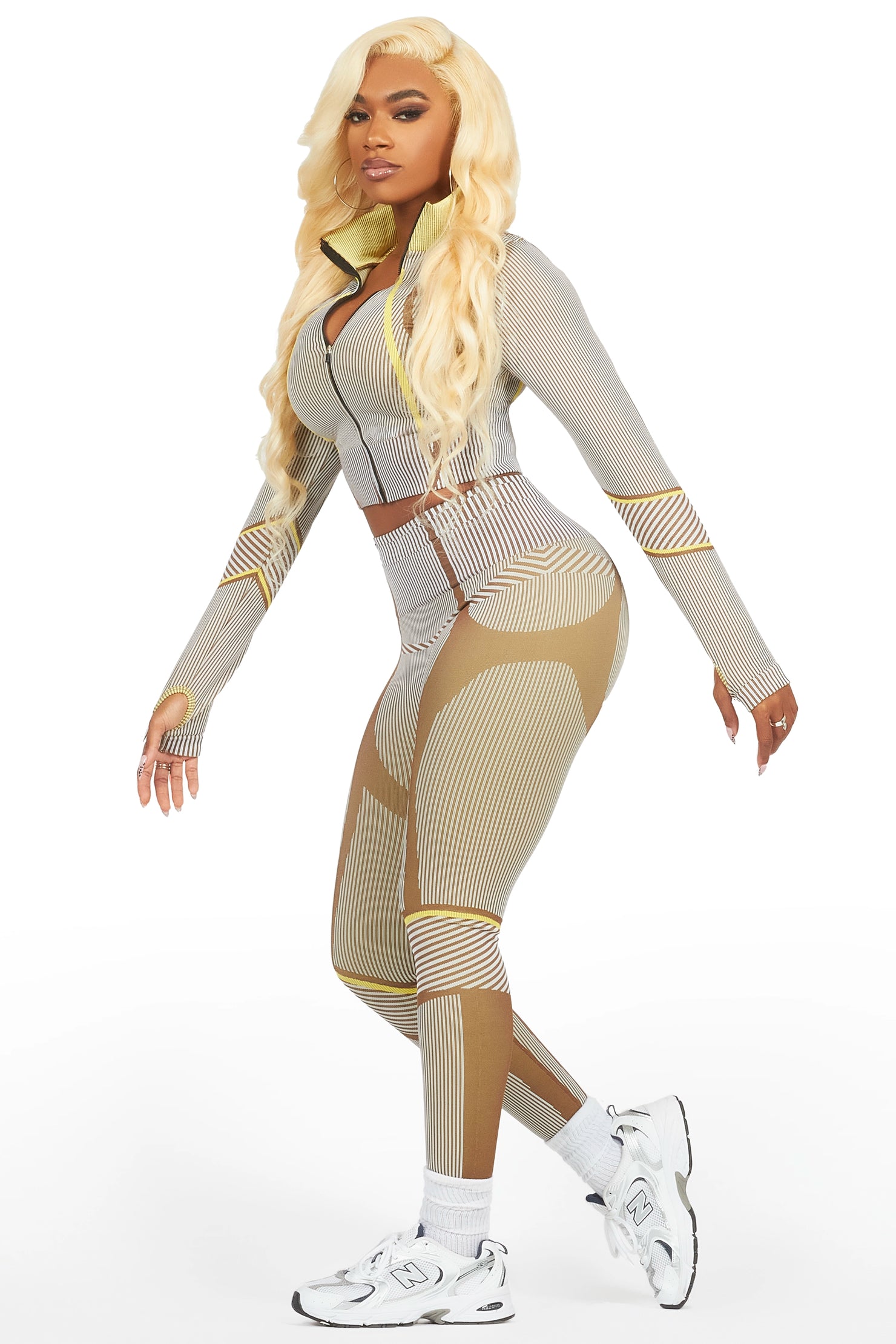 Derriana Mocha Active Set