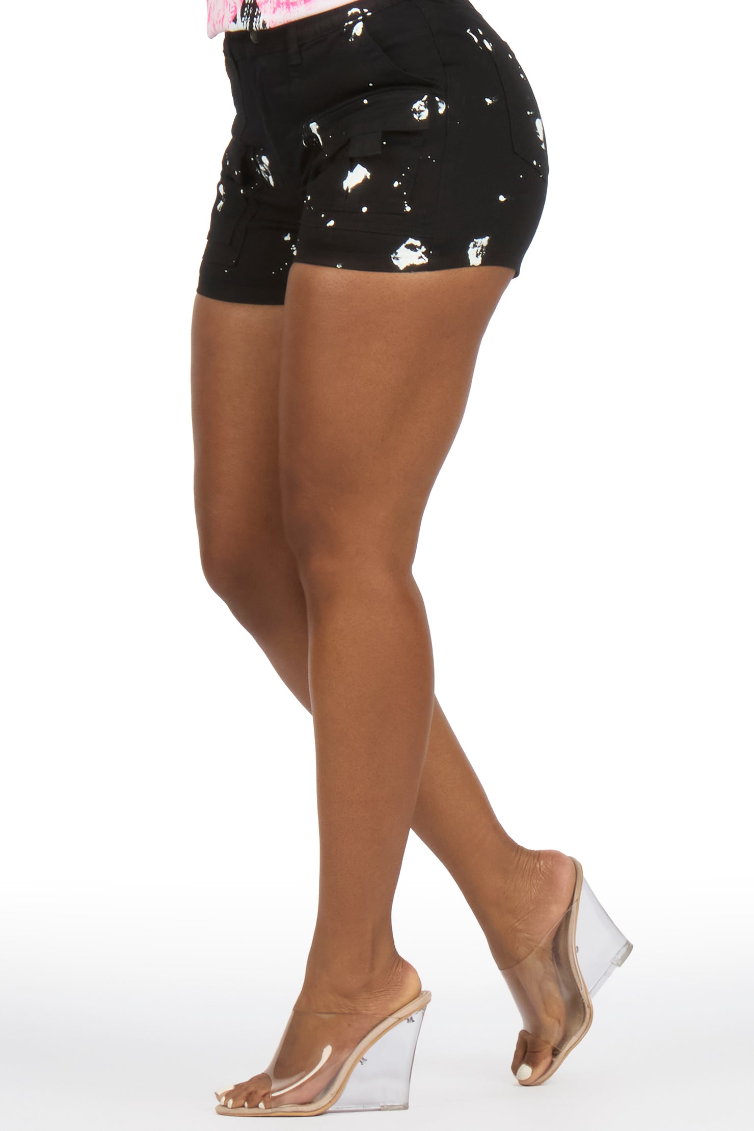 Tashunte Black Painted Short