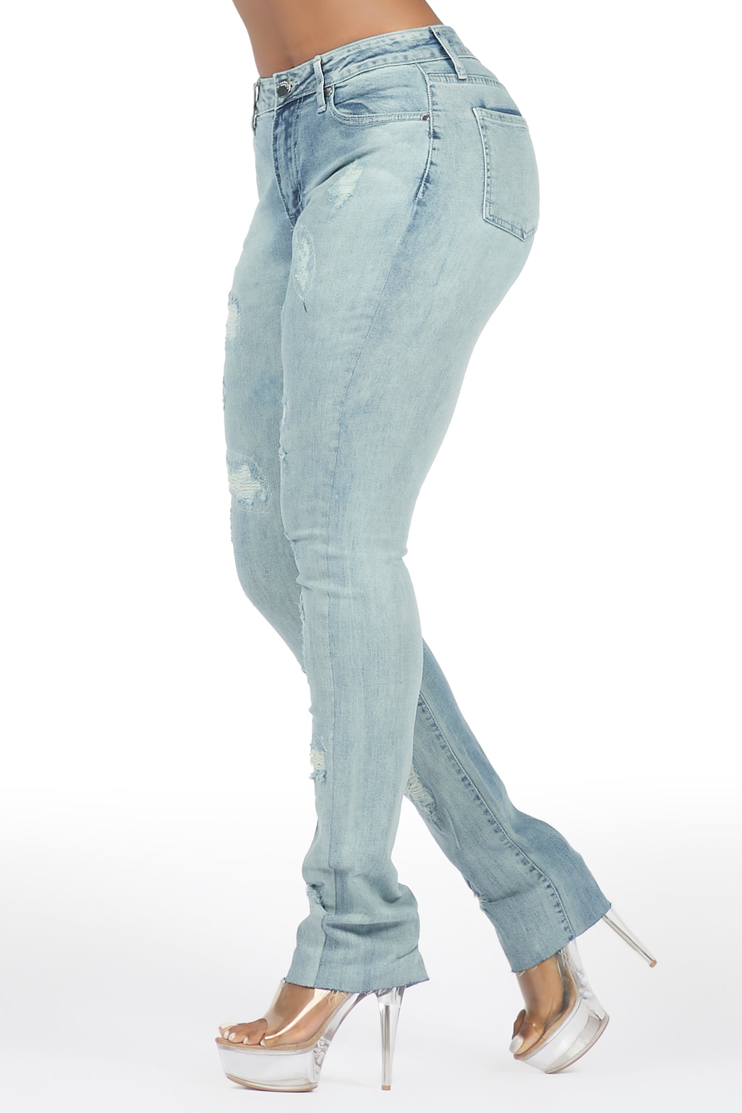 Teranique Light Wash Distressed Skinny Jean