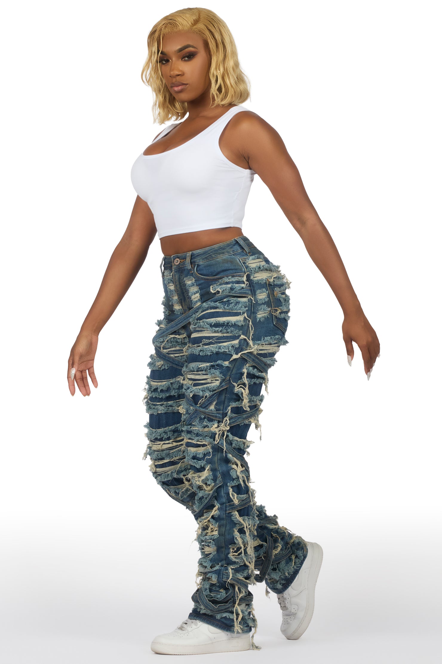 Kelia Med. Wash Distressed Jean