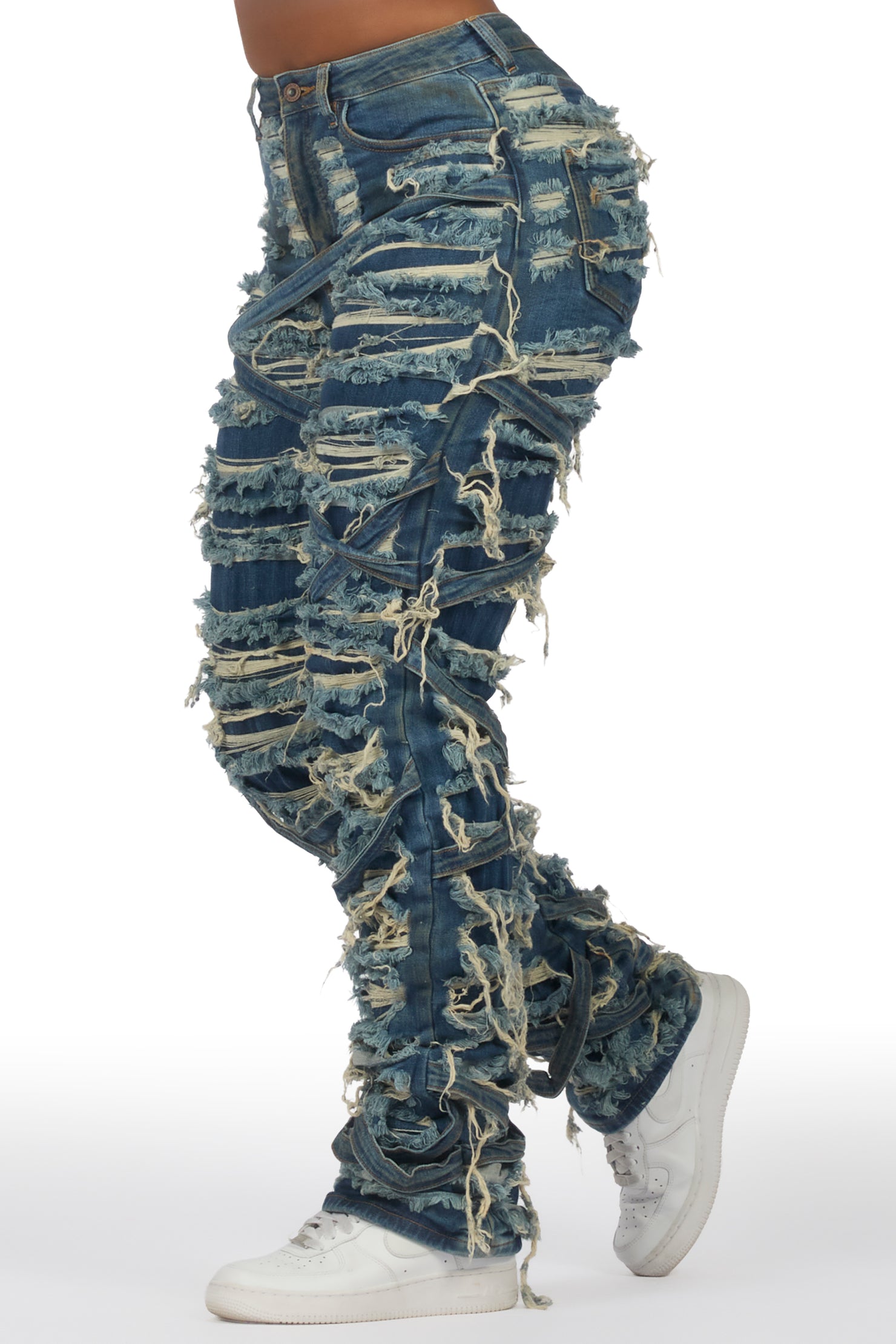 Kelia Med. Wash Distressed Jean