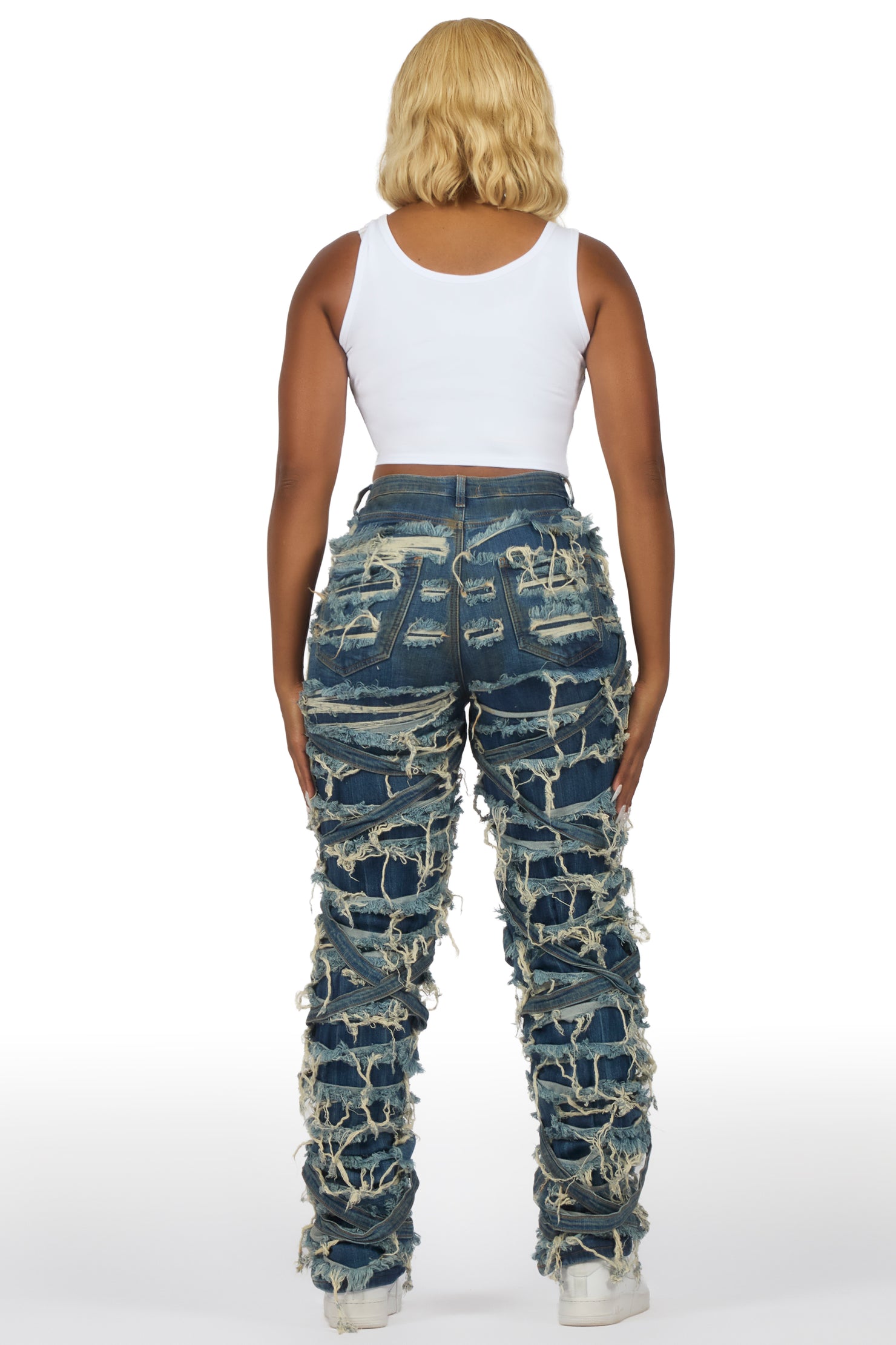 Kelia Med. Wash Distressed Jean