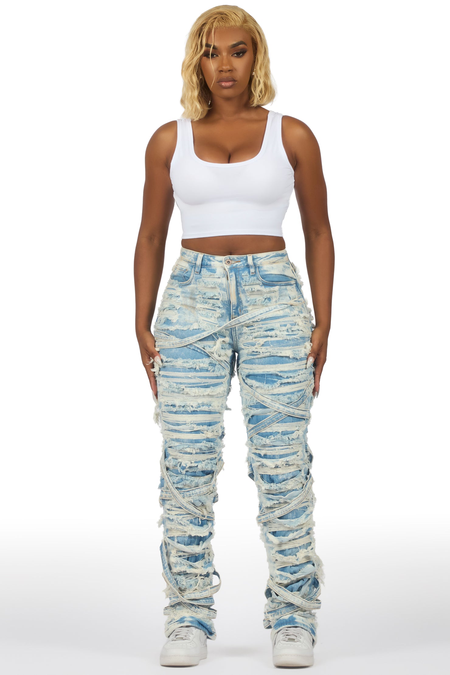 Kelia Light Wash Distressed Jean