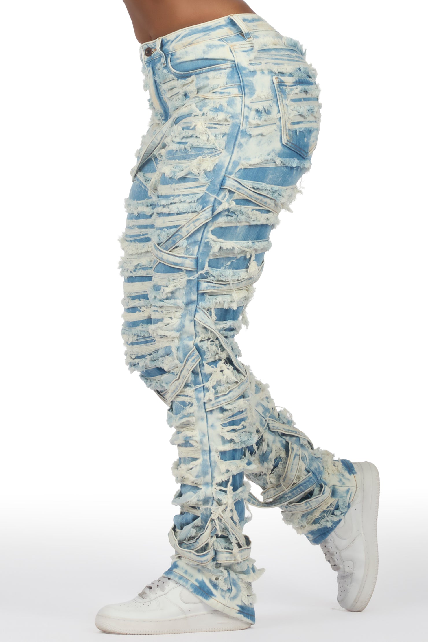 Kelia Light Wash Distressed Jean