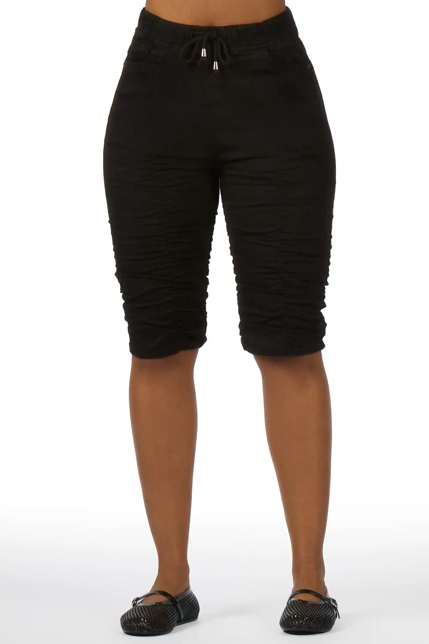 Janea Black Bermuda Short