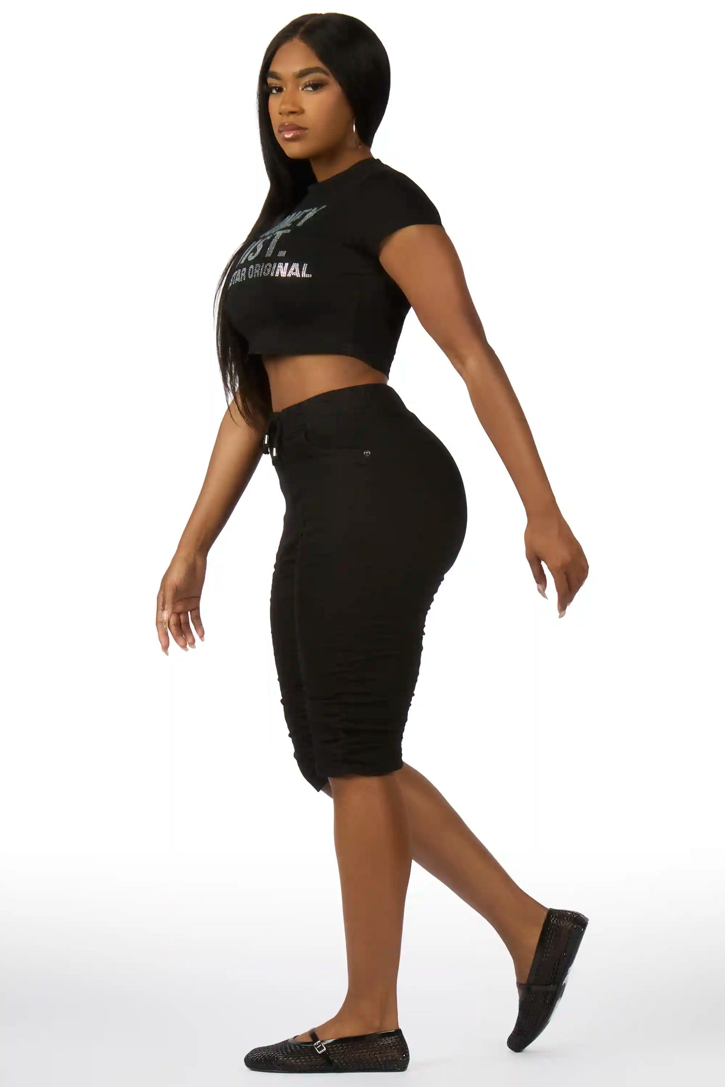 Janea Black Bermuda Short
