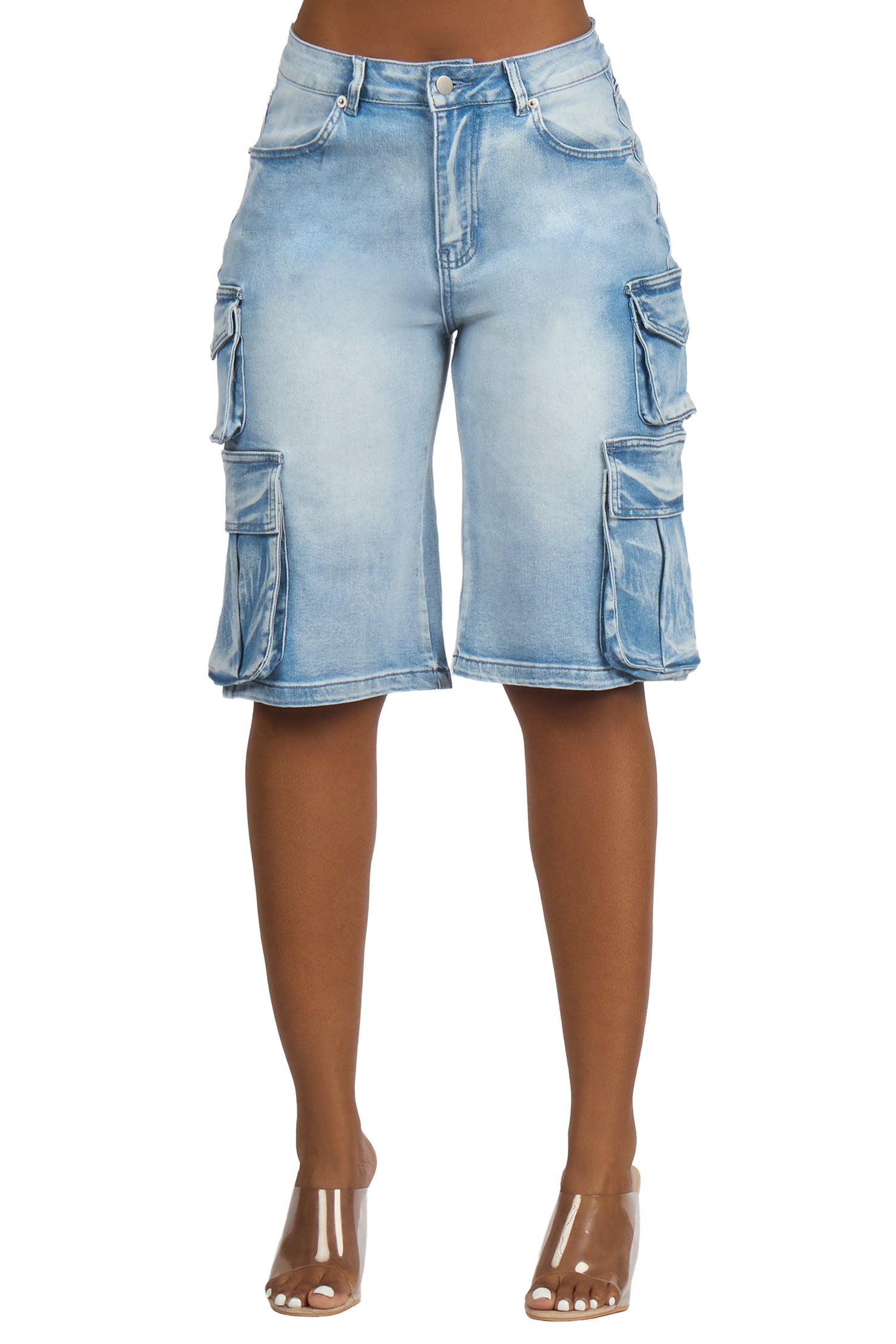 LaQuesha Light Wash Cargo Denim Jort