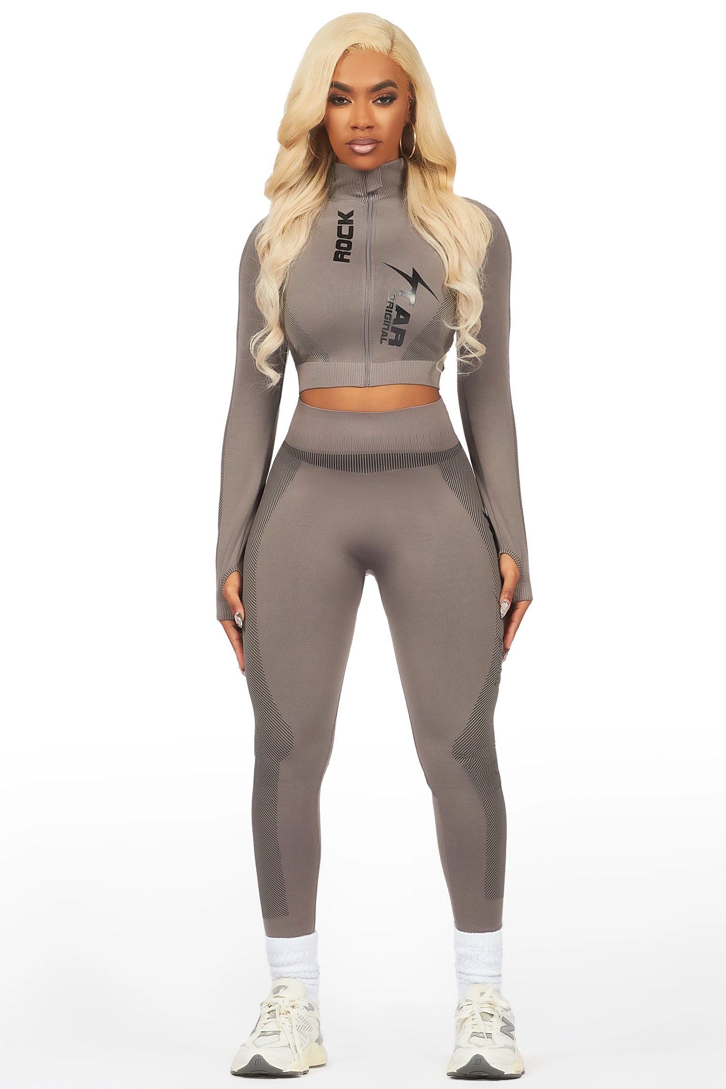 Areani Charcoal Active Set