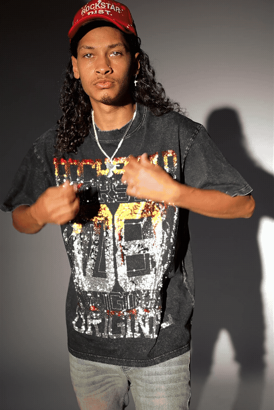 Veyene Black Graphic Rhinestone T-Shirt