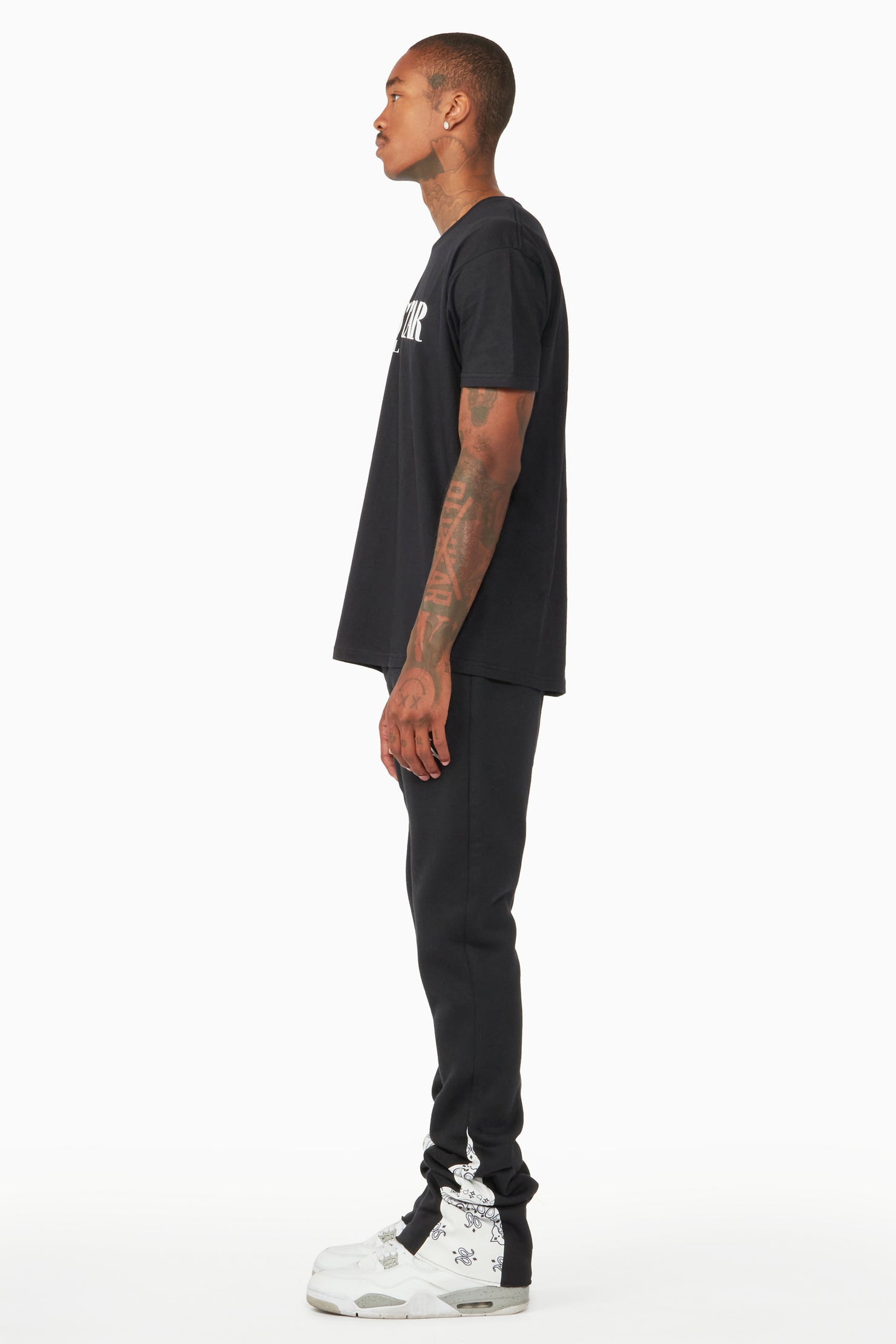 Everest Black/Bandana White Stacked Flare Track Pant