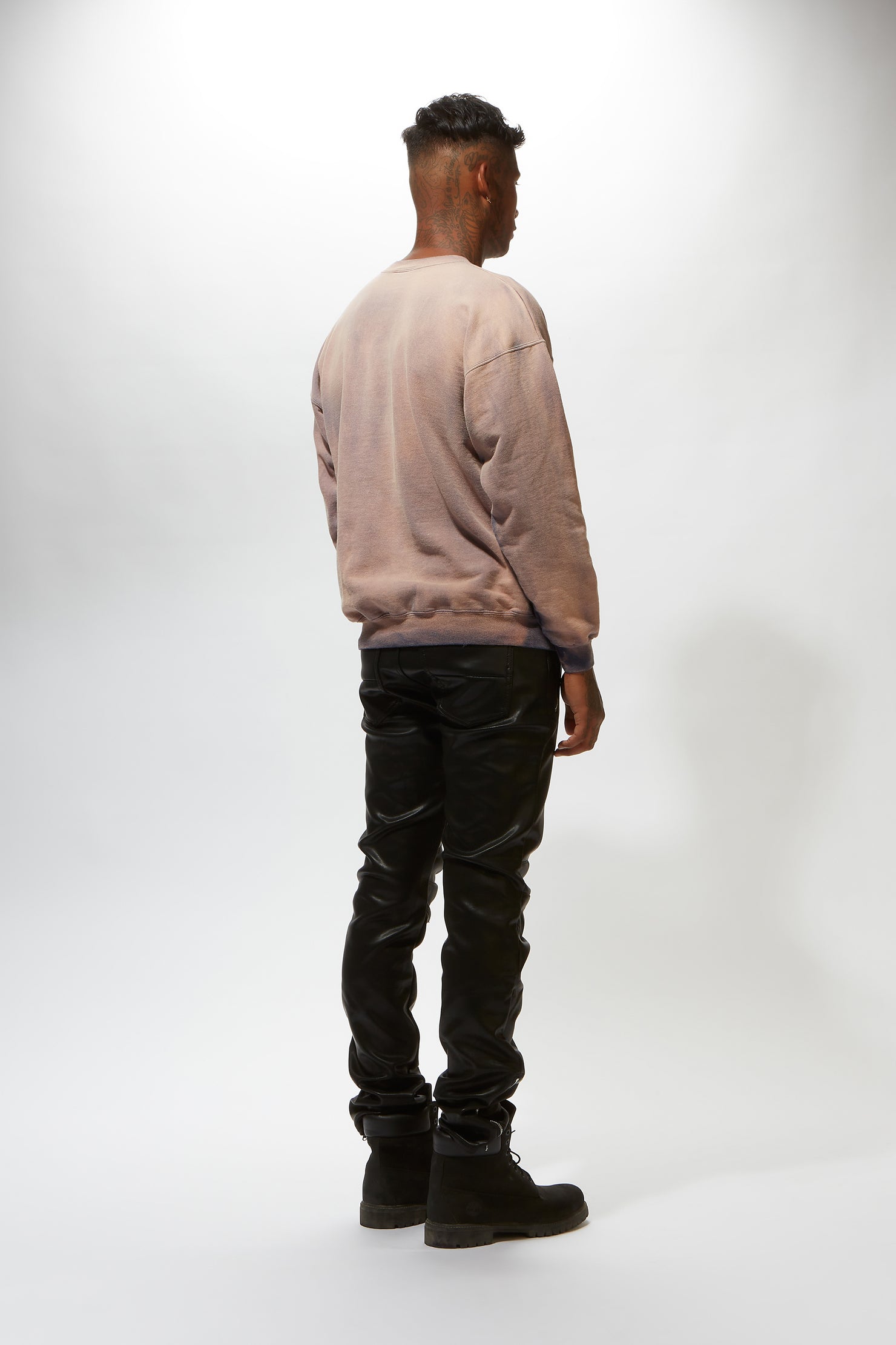 Telly Wine Graphic Crewneck