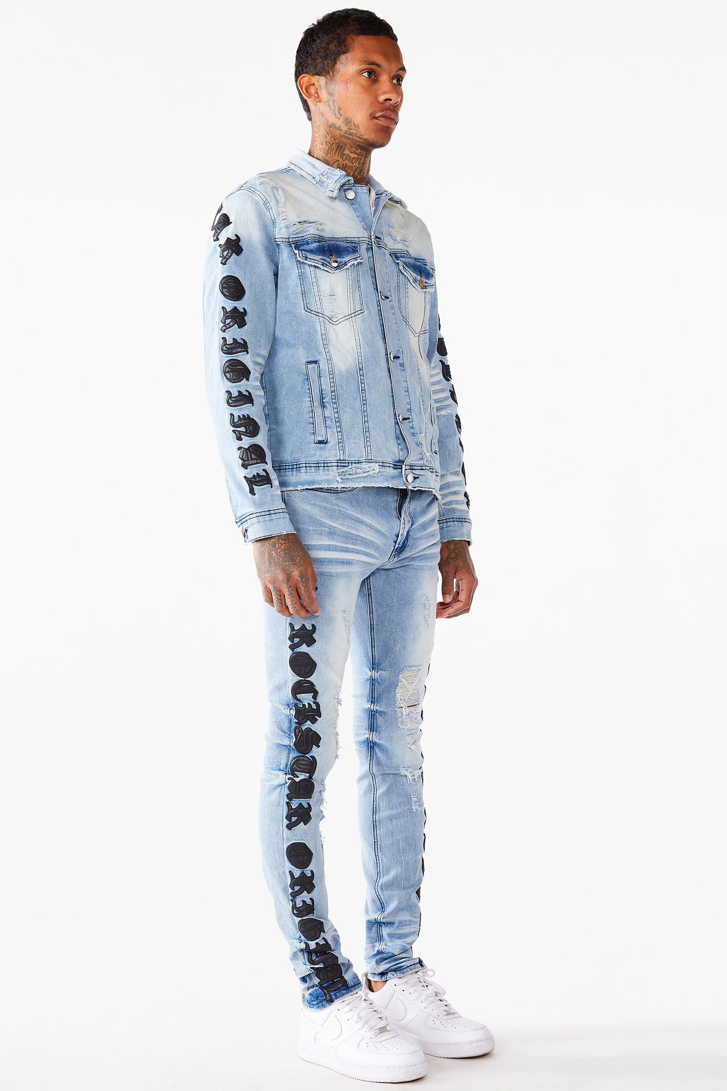 Jones Emroidered Jean- Blue