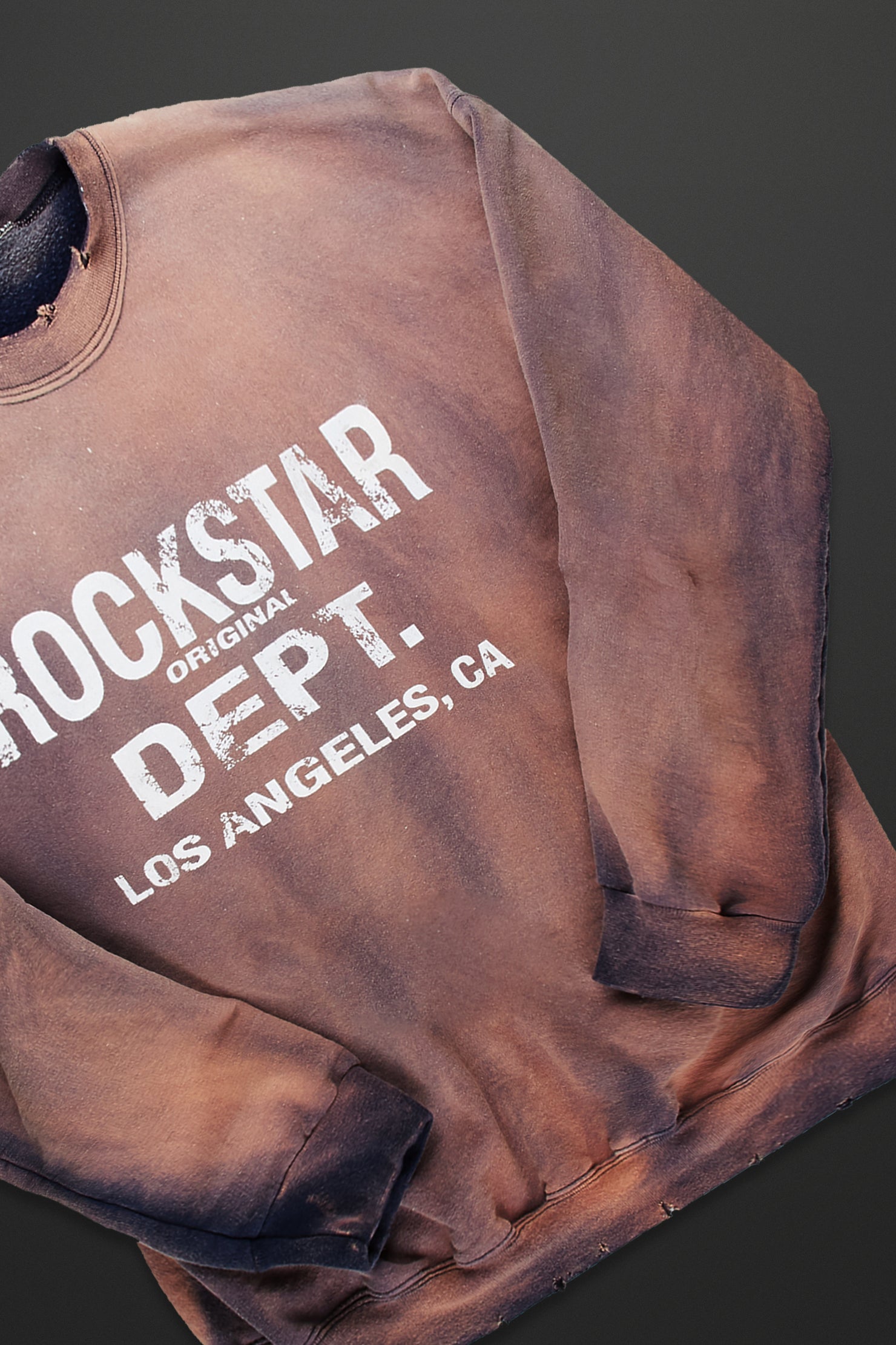 Telly Wine Graphic Crewneck